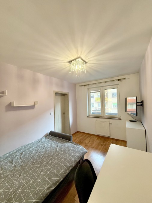 Mieszkanie ścisłe centrum,winda,miejsce postojowe. (6)