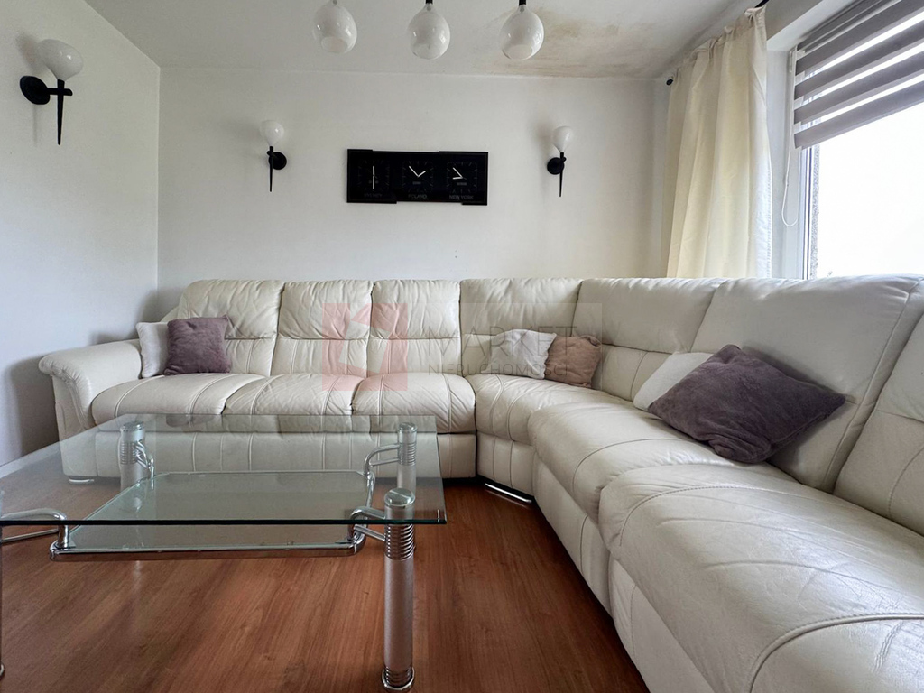 Piękne mieszkanie 4 pok., 2 poziomowe w Stepnicy (6)