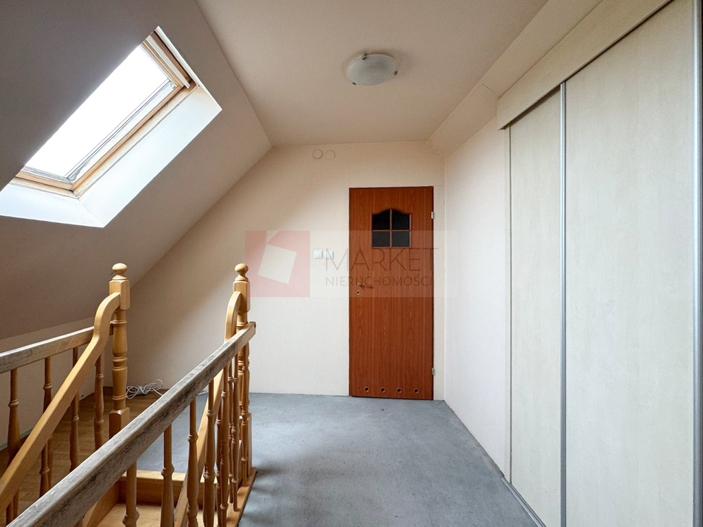 Piękne mieszkanie 4 pok., 2 poziomowe w Stepnicy (8)