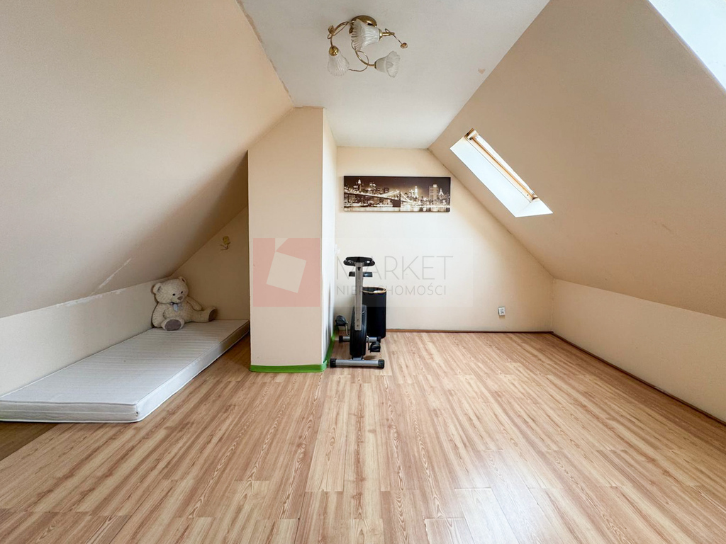 Piękne mieszkanie 4 pok., 2 poziomowe w Stepnicy (9)