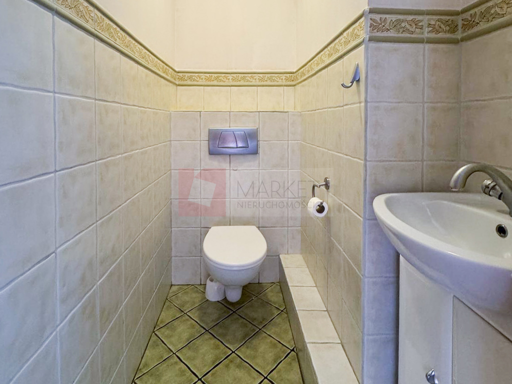 Piękne mieszkanie 4 pok., 2 poziomowe w Stepnicy (12)