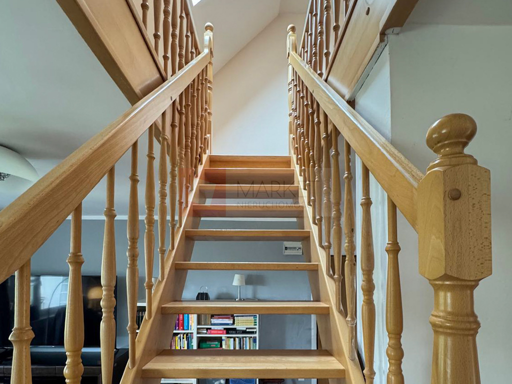 Piękne mieszkanie 4 pok., 2 poziomowe w Stepnicy (18)