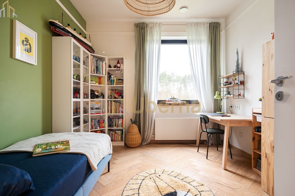 Unikatowy dom łączący ekologię i świetny styl (12)