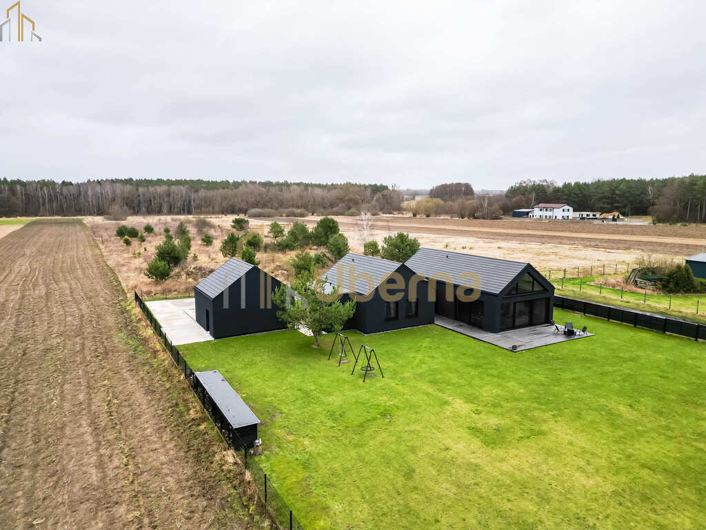 Unikatowy dom łączący ekologię i świetny styl (17)