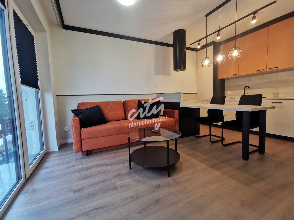 Dla Ciebie! Bądź 1. Najemcą! 2 pokoje z balkonem. (3)