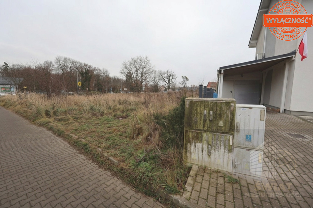 Atrakcyjna działka w Bezrzeczu, pełne uzbrojenie (6)