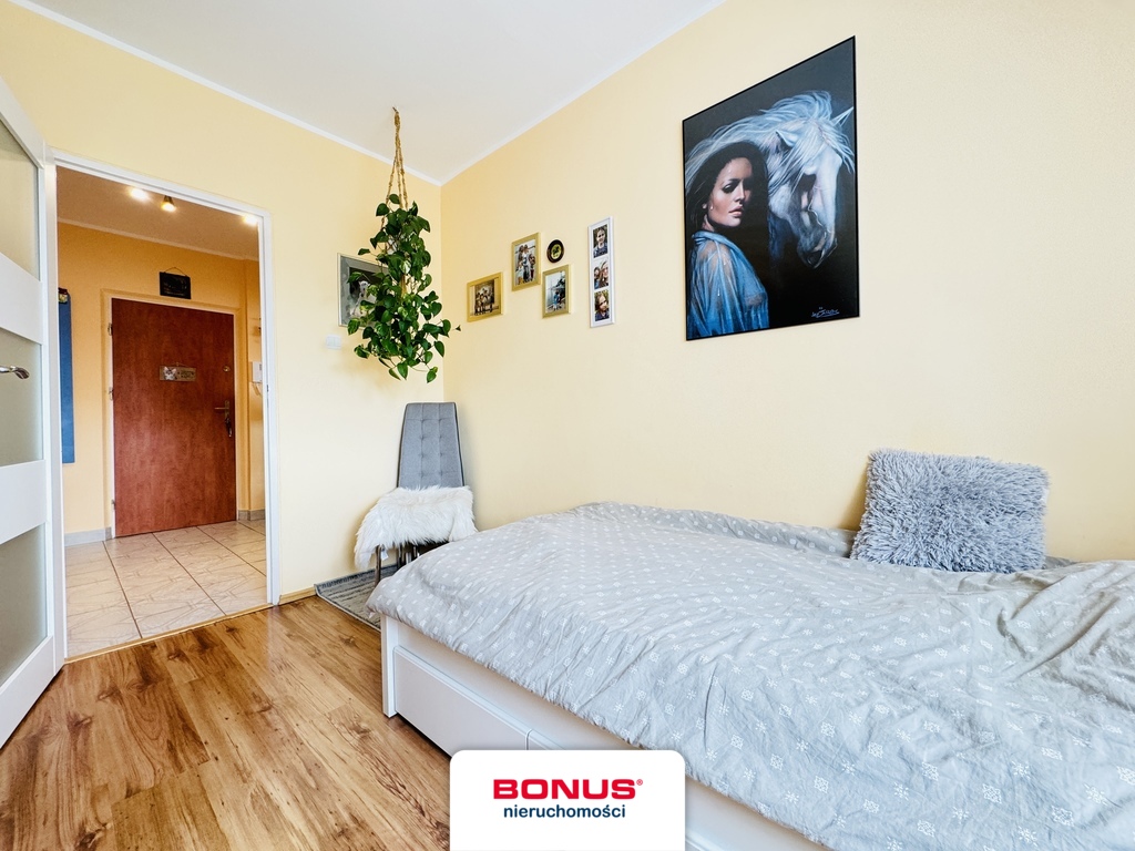 Ładne i komfortowe 2 pokoje na Os.Majowym (7)