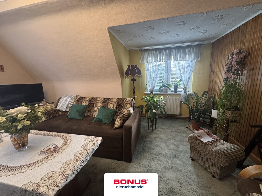 Mieszkanie z własnym ogrodem w domu dwurodzinnym. (4)