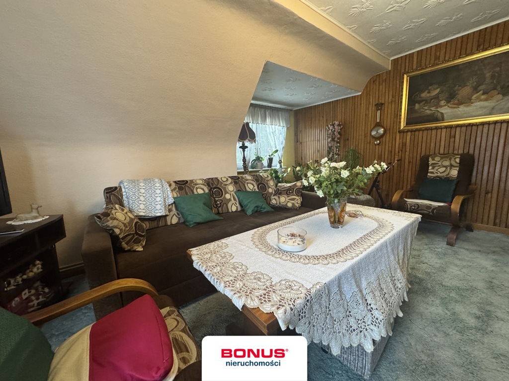 Mieszkanie z własnym ogrodem w domu dwurodzinnym. (10)