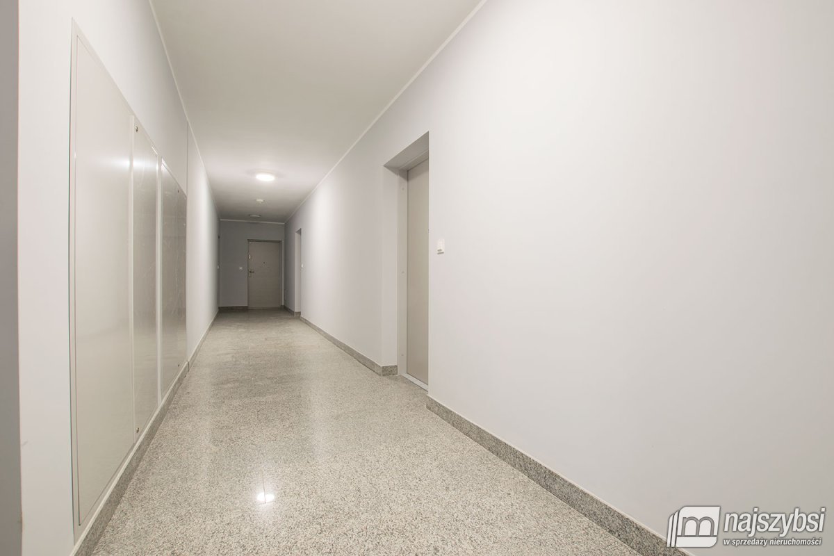 Goleniów - mieszkanie 2-pokojowe stan dewe.  (12)