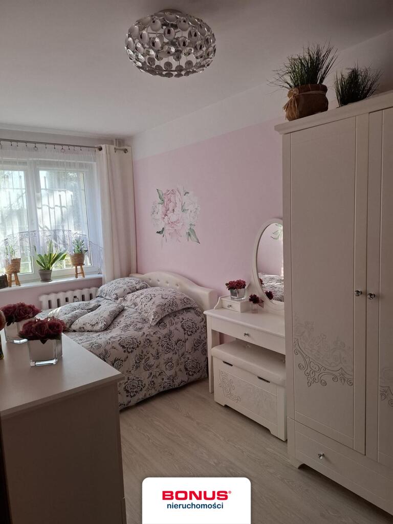 Czteropokojowe mieszkanie z balkonem na parterze (11)