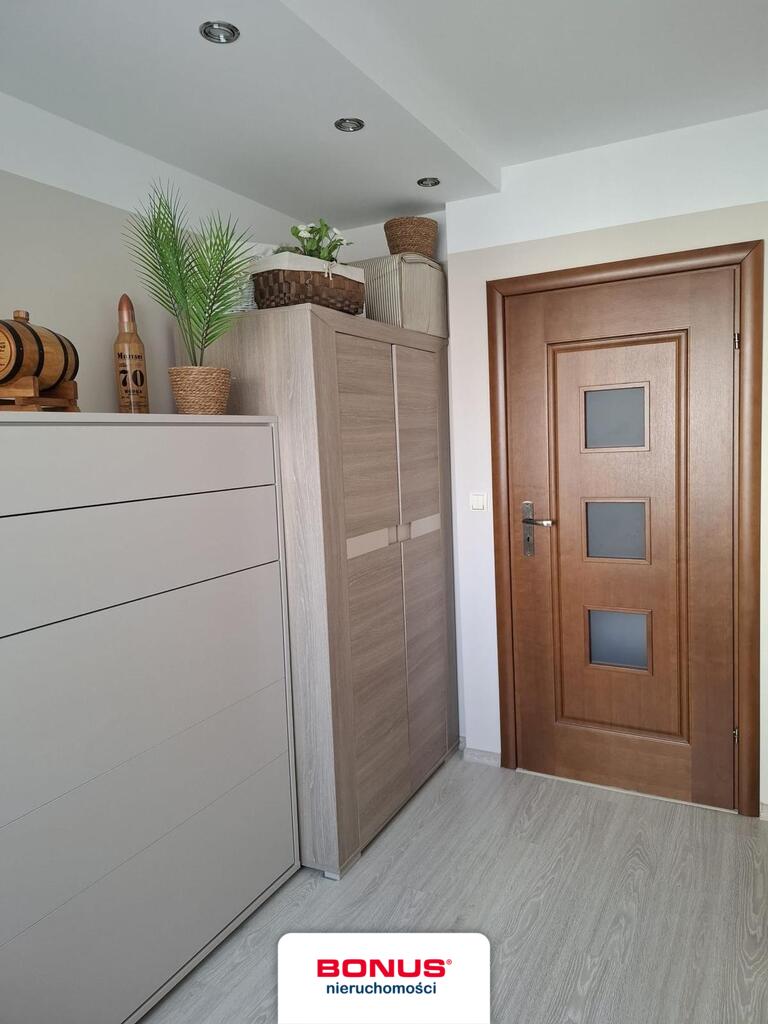 Czteropokojowe mieszkanie z balkonem na parterze (9)