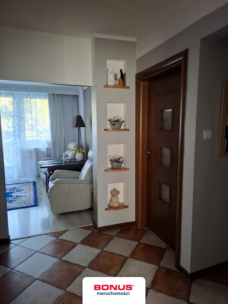 Czteropokojowe mieszkanie z balkonem na parterze (5)