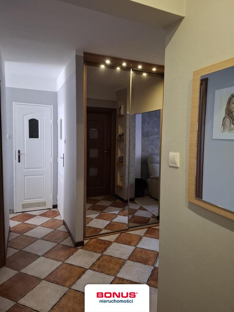 Czteropokojowe mieszkanie z balkonem na parterze (15)