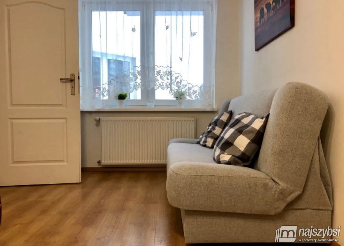 KOŁOBRZEG-3 POKOJOWY APARTAMENT Z TARASEM W PORCIE (5)