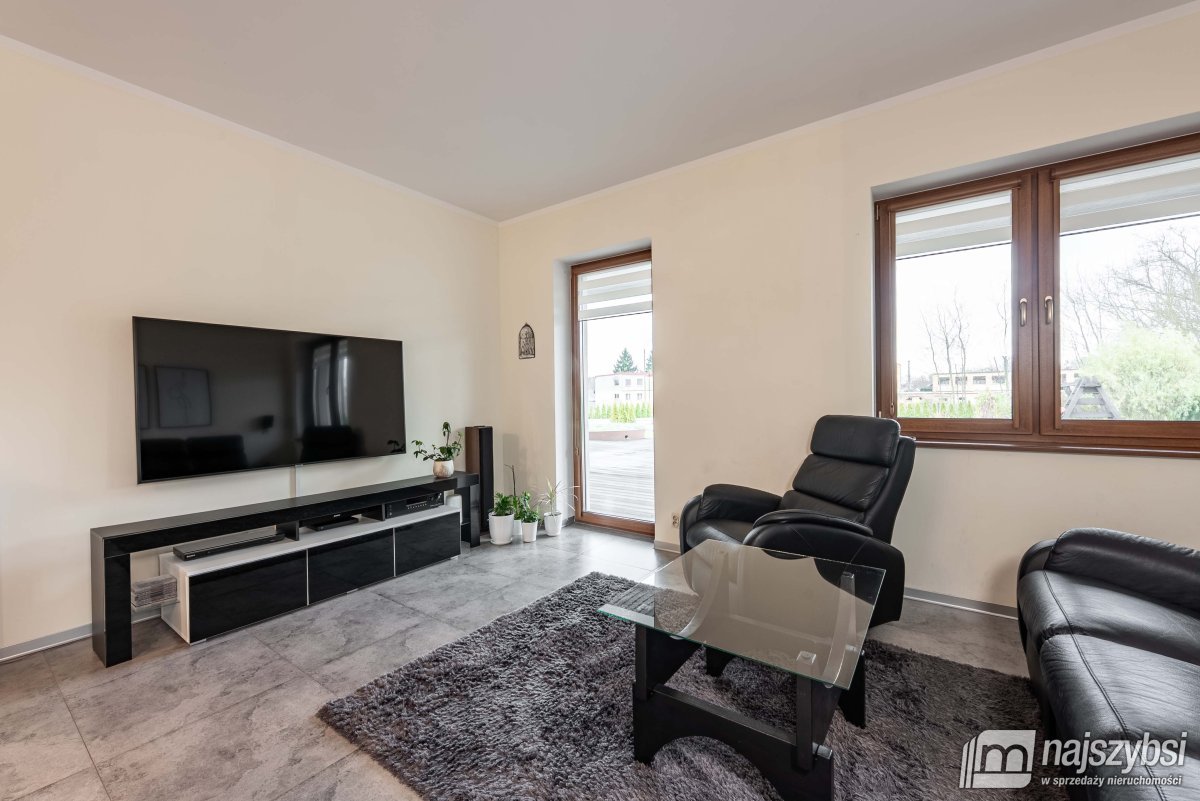 PŁOTY- UNIKATOWY DOM/REZYDENCJA 304 M2 (11)