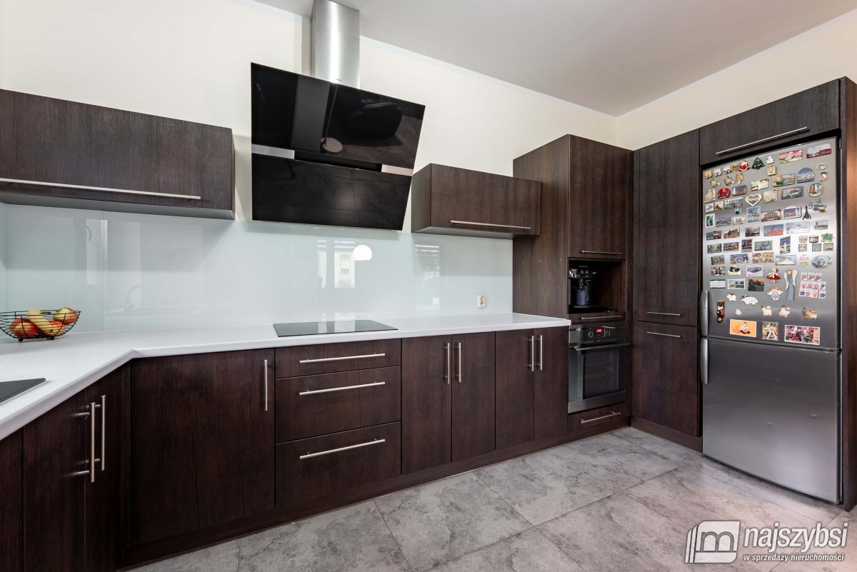 PŁOTY- UNIKATOWY DOM/REZYDENCJA 304 M2 (14)