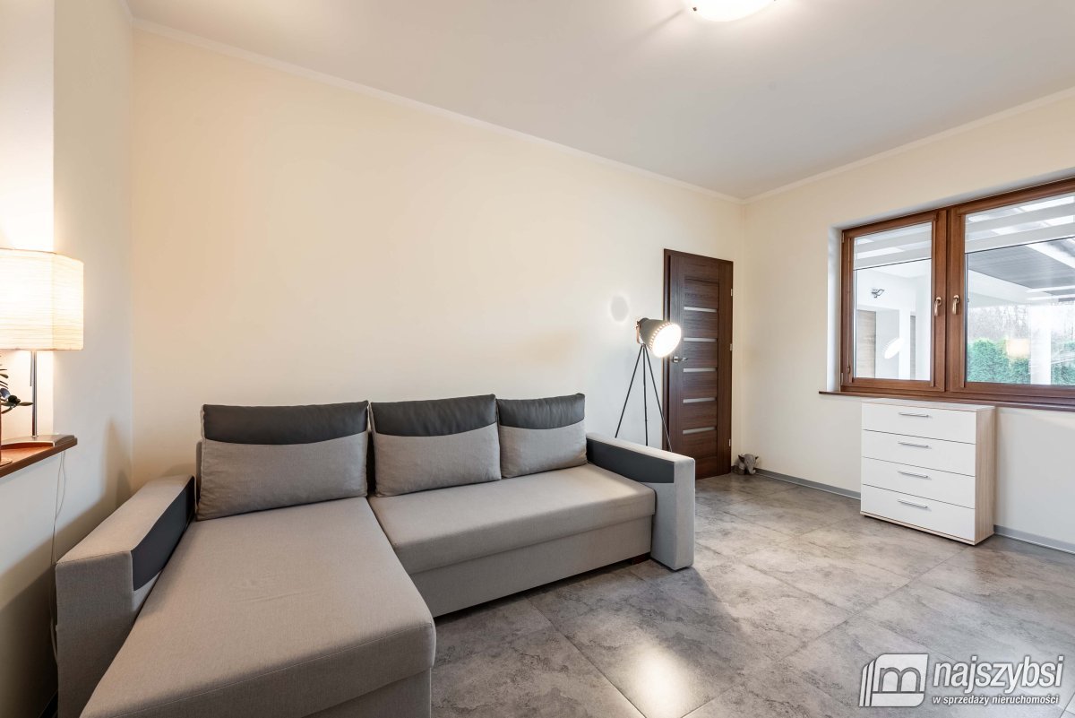 PŁOTY- UNIKATOWY DOM/REZYDENCJA 304 M2 (21)