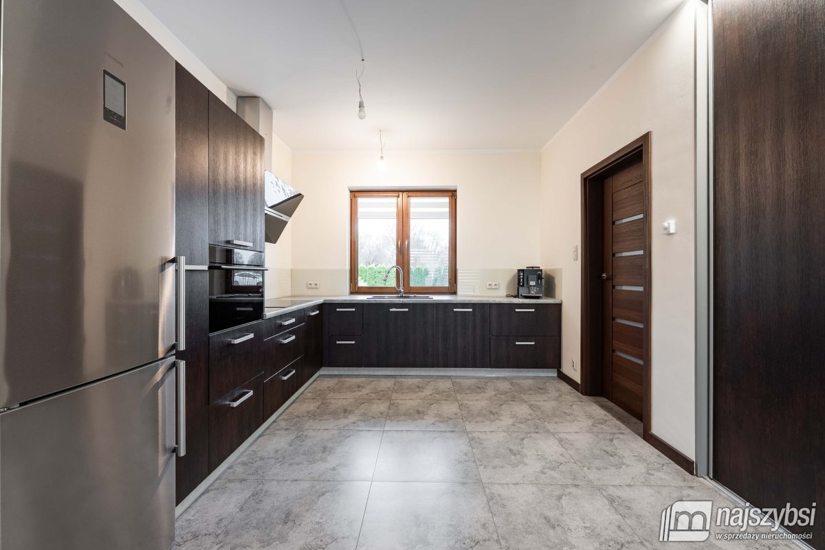 PŁOTY- UNIKATOWY DOM/REZYDENCJA 304 M2 (22)