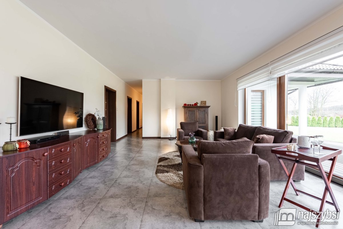 PŁOTY- UNIKATOWY DOM/REZYDENCJA 304 M2 (25)