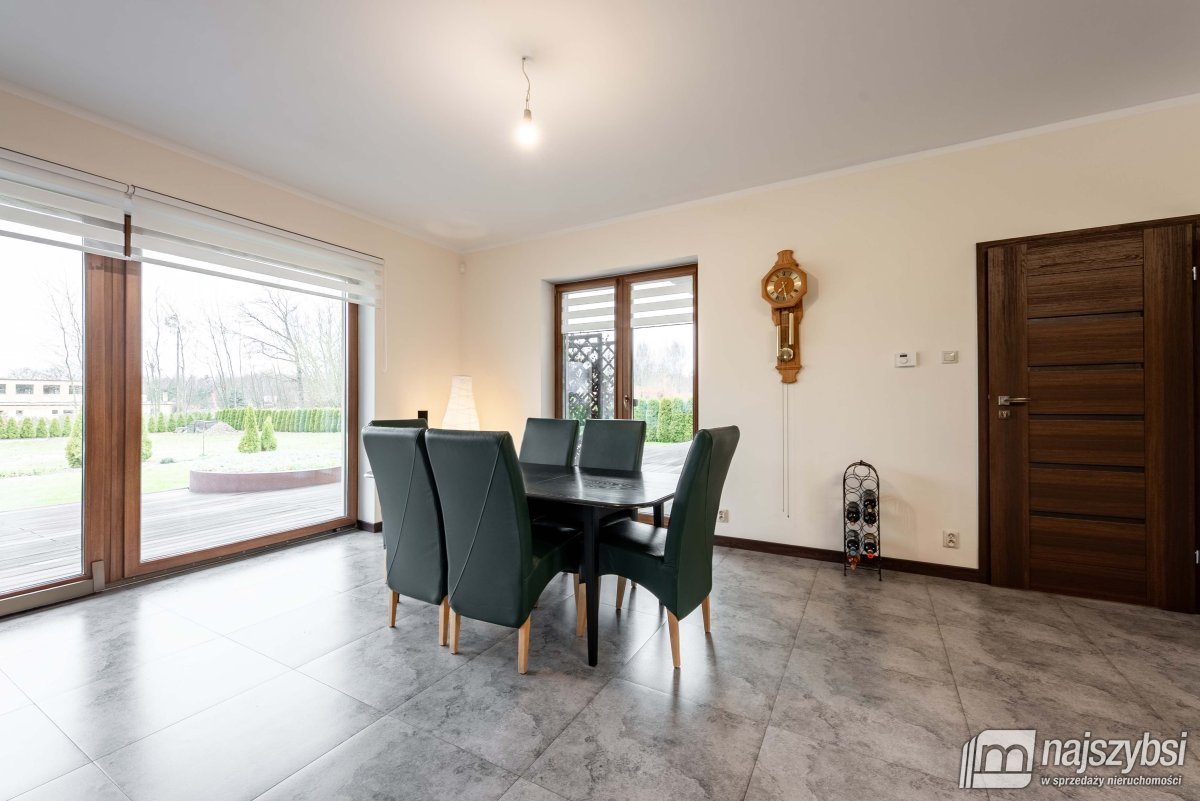 PŁOTY- UNIKATOWY DOM/REZYDENCJA 304 M2 (28)