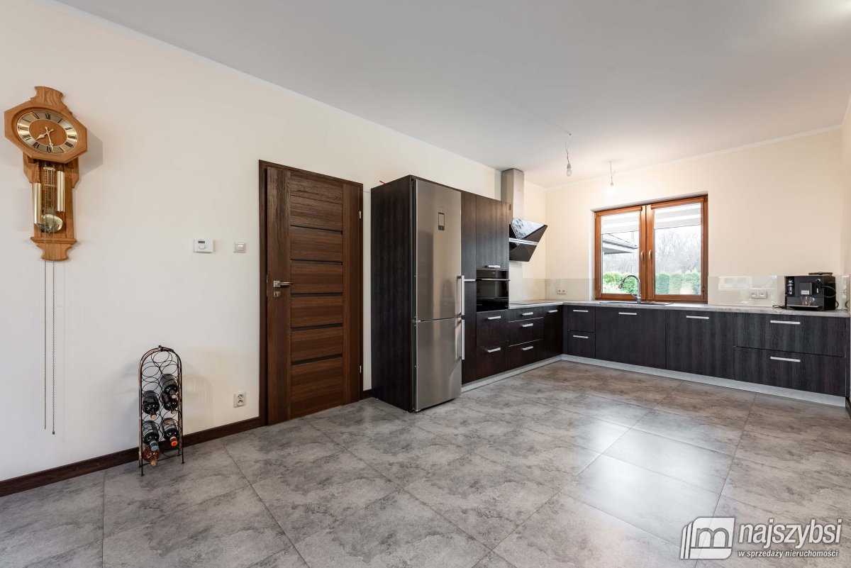 PŁOTY- UNIKATOWY DOM/REZYDENCJA 304 M2 (29)