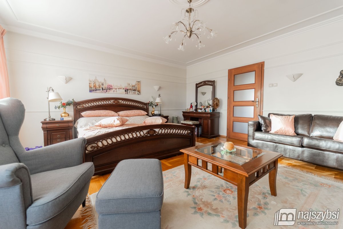 Goleniów - dom  w spokojnej okolicy (22)