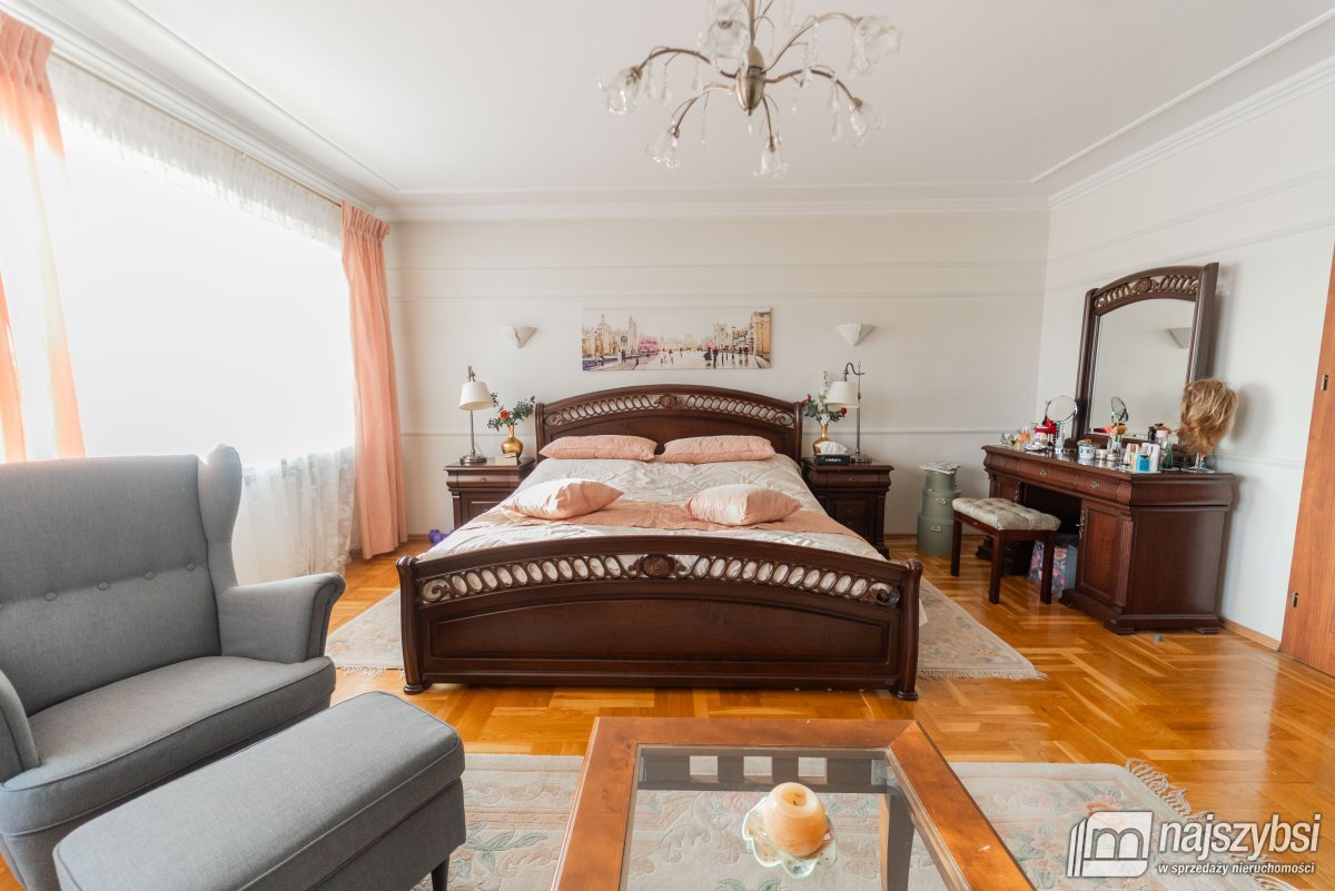 Goleniów - dom  w spokojnej okolicy (24)