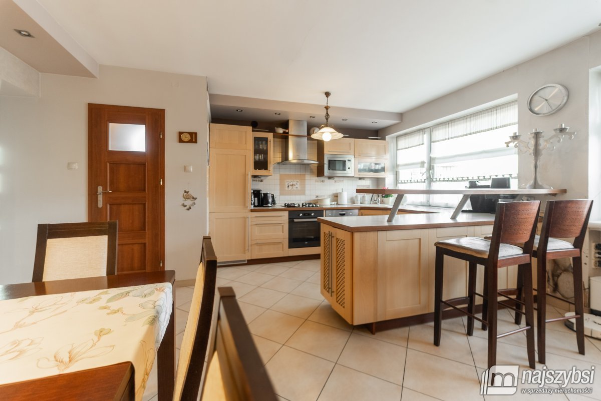 Goleniów - dom  w spokojnej okolicy (34)