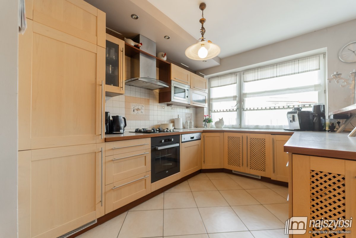 Goleniów - dom  w spokojnej okolicy (36)