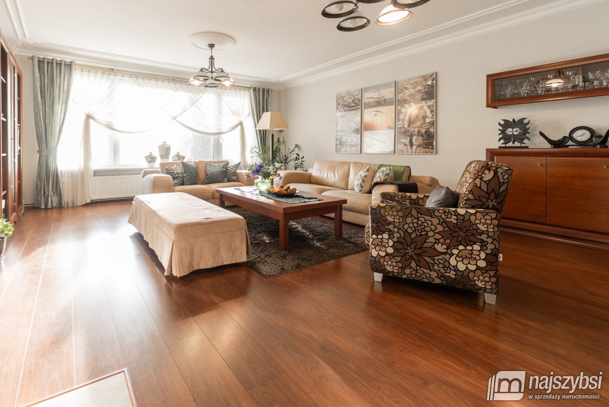 Goleniów - dom  w spokojnej okolicy (7)