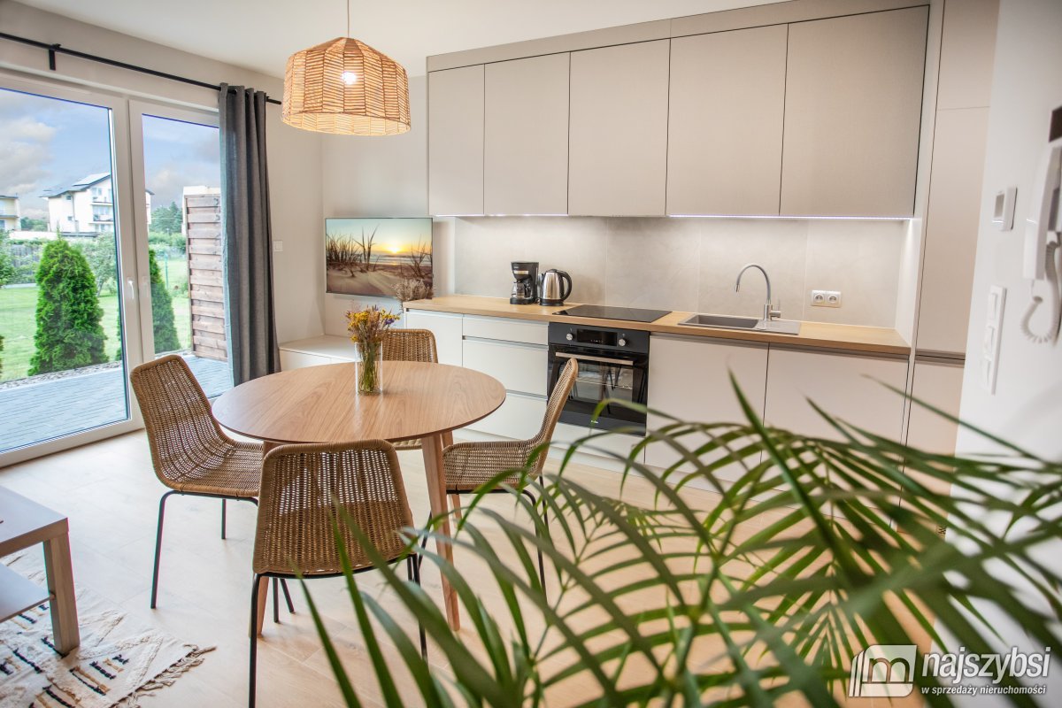 USTRONIE MORSKIE- UNIKATOWE DOMKI 700 m OD MORZA (1)