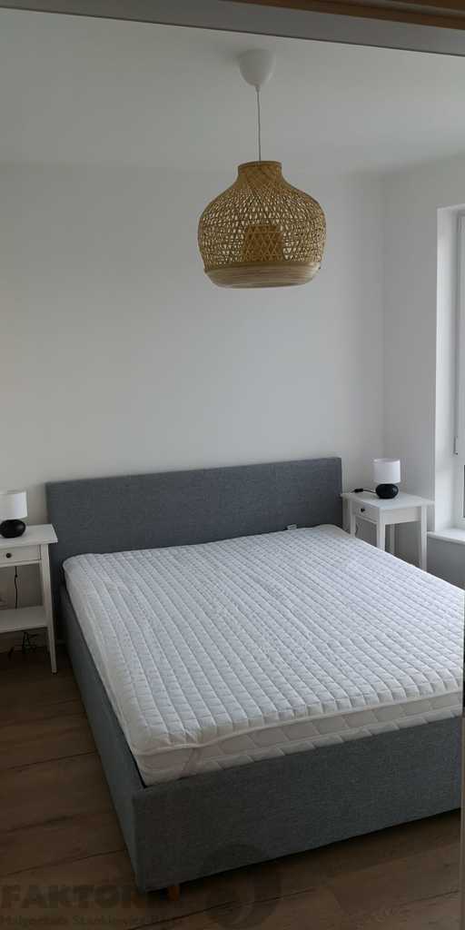 Centrum 3 pokoje 73 m2 +miejsce postojowe 5000 zł (9)