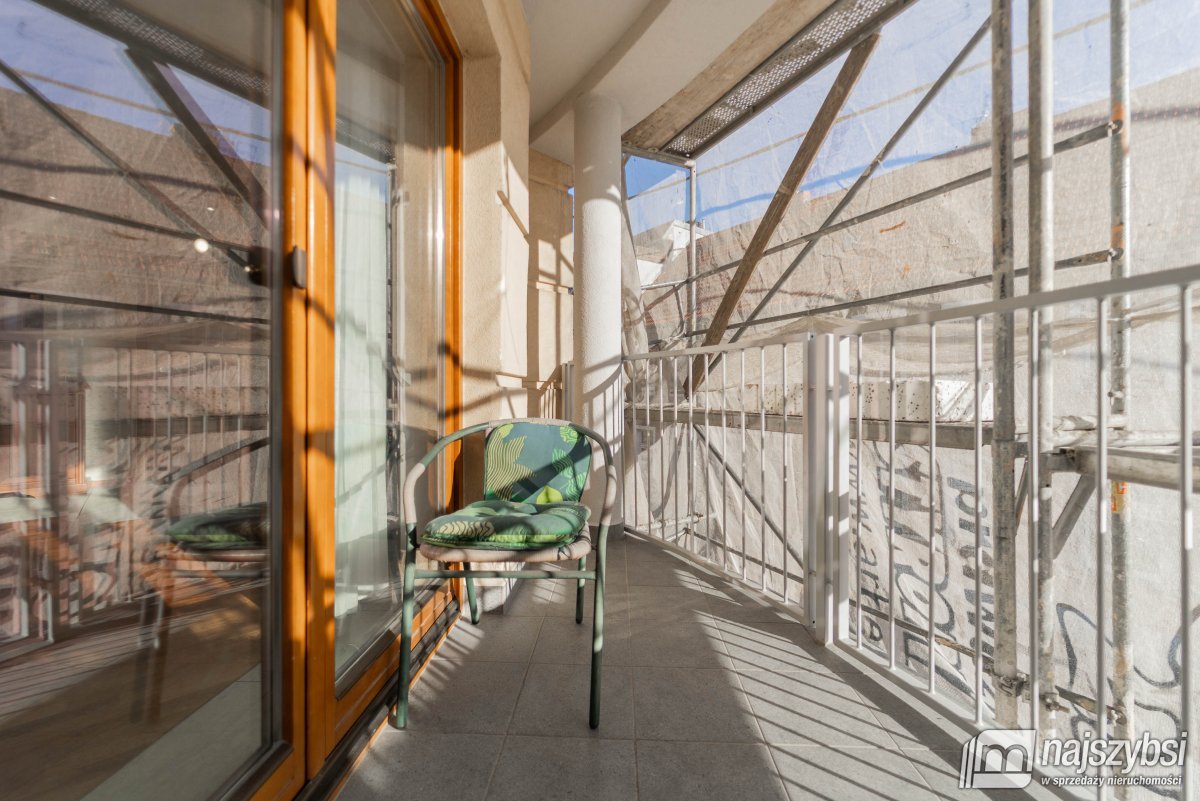 Szczecin Dąbie - duża kawalerka z balkonem (11)