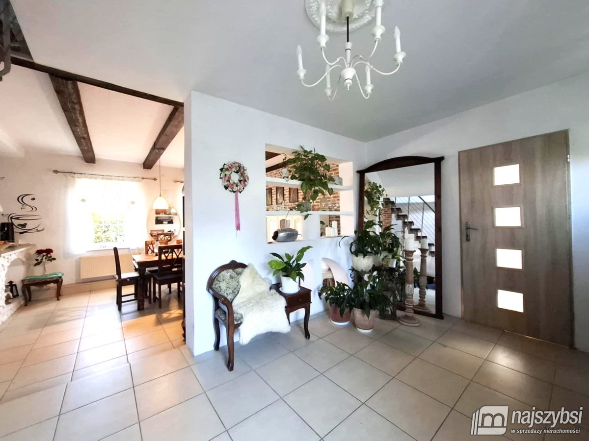 Radowo Małe - obrzeża, klimatyczny dom na sprzedaż (7)