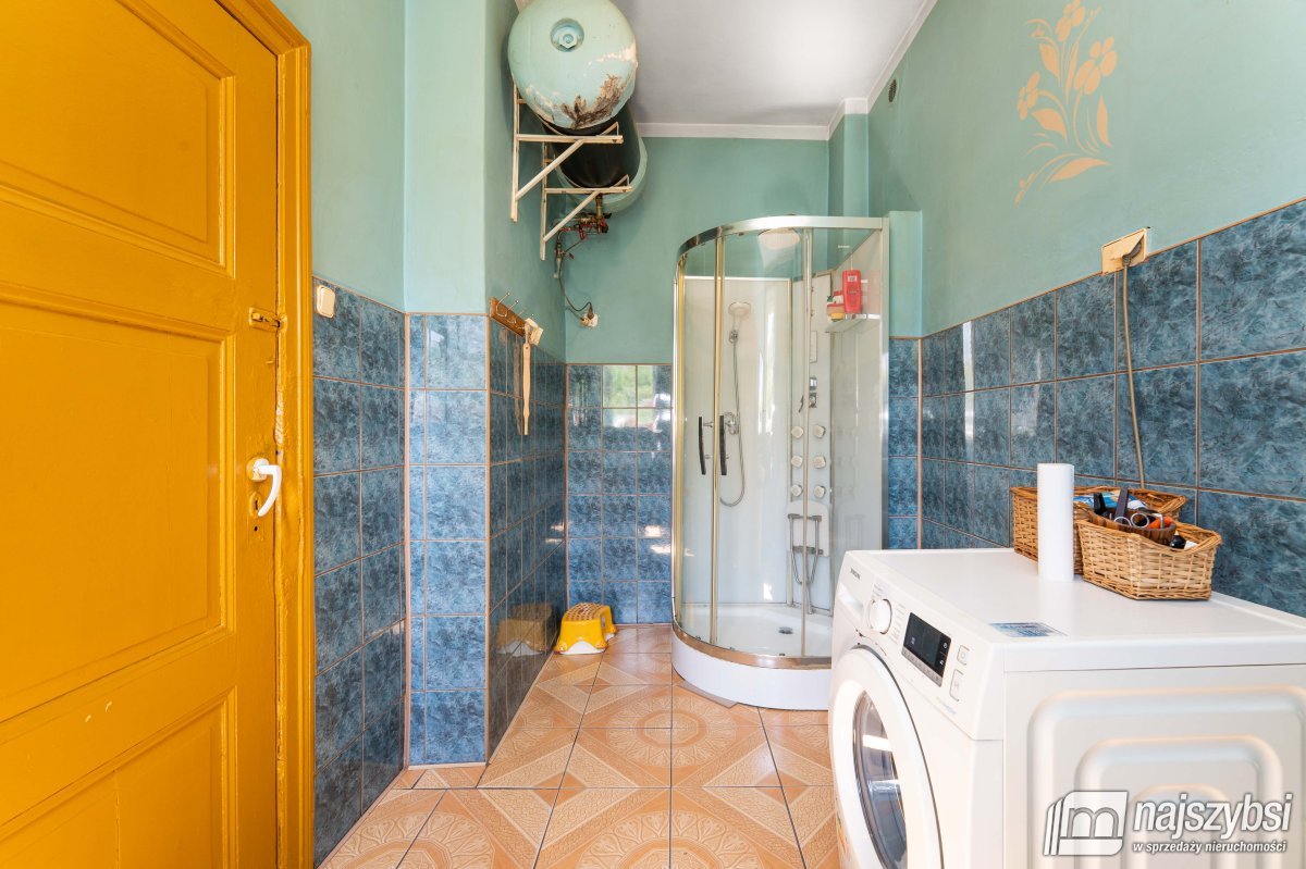 Pniewo - przestronny dom dla dwóch rodzin (16)