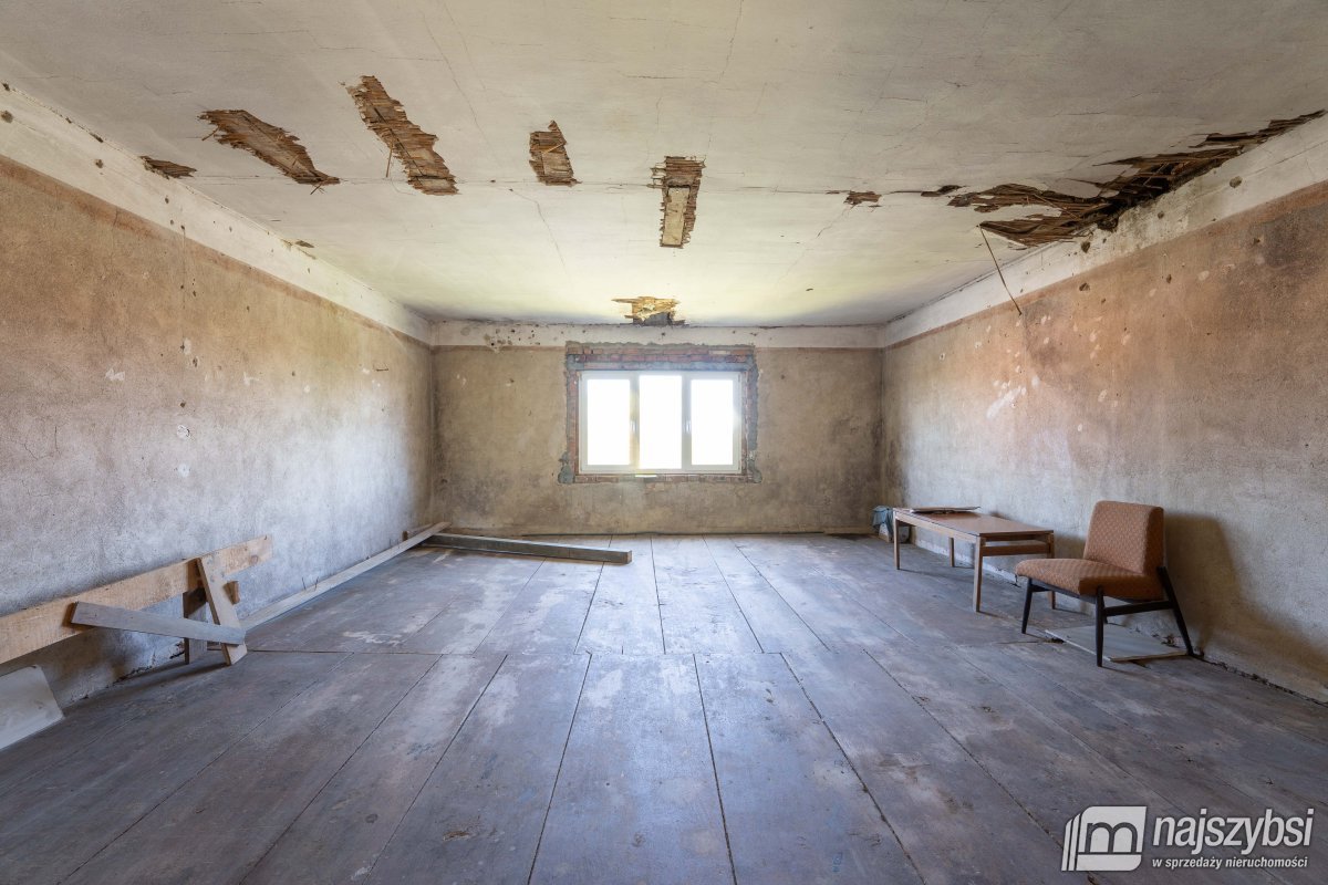 Pniewo - przestronny dom dla dwóch rodzin (19)