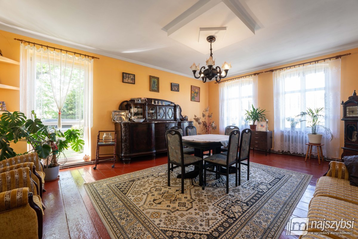 Pniewo - przestronny dom dla dwóch rodzin (7)