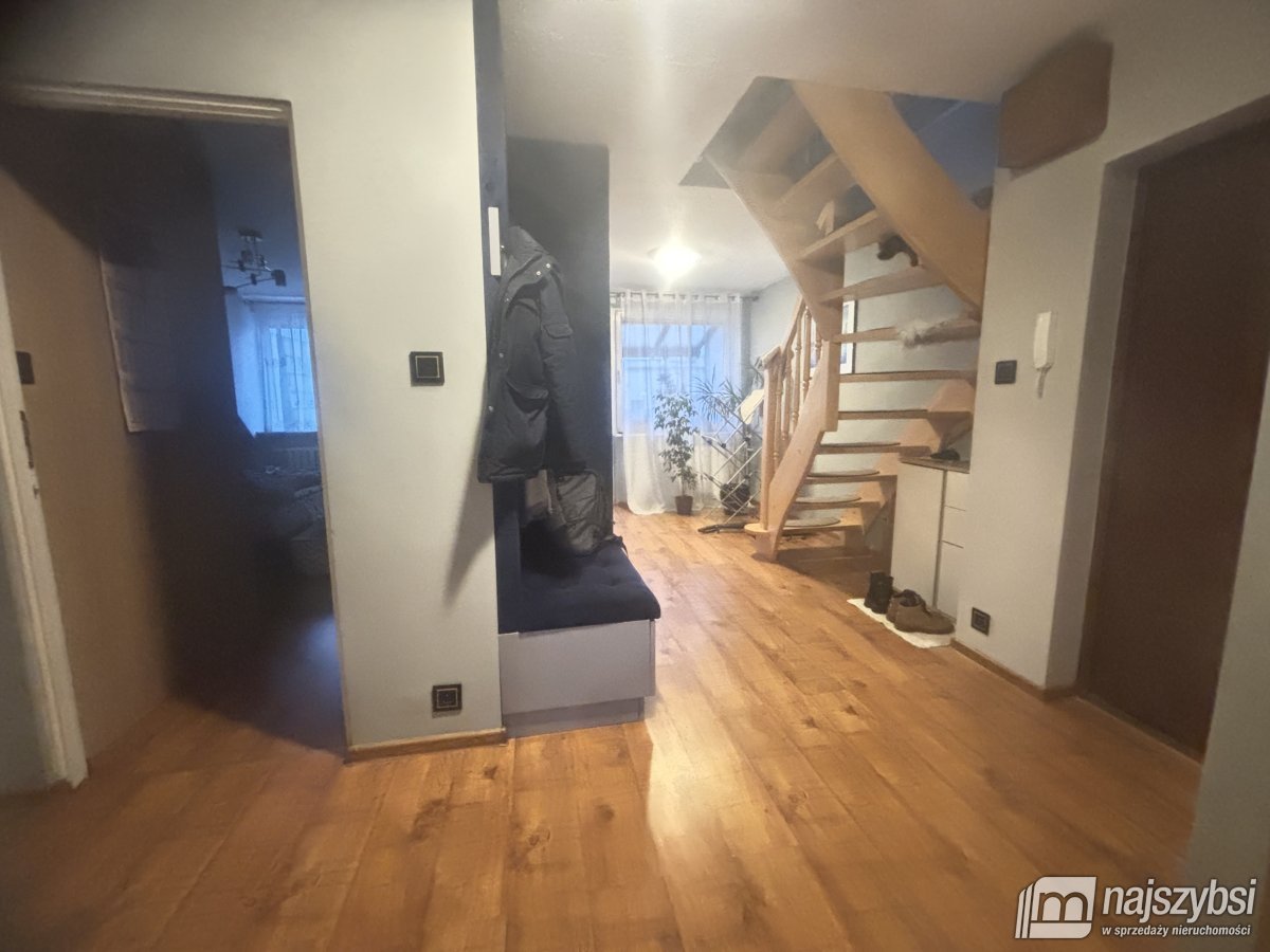 Gryfice - Dwupoziomowe mieszkanie w centrum miasta (12)