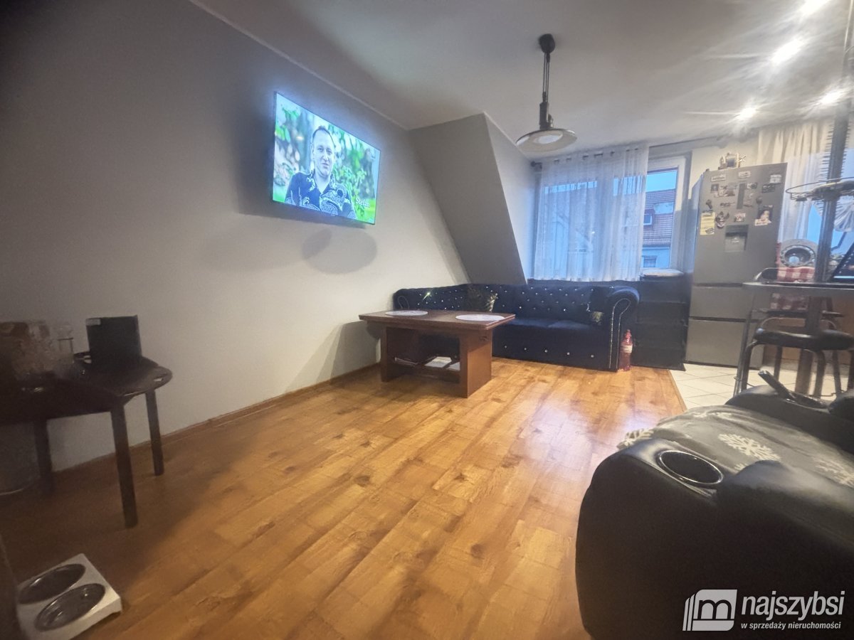 Gryfice - Dwupoziomowe mieszkanie w centrum miasta (3)