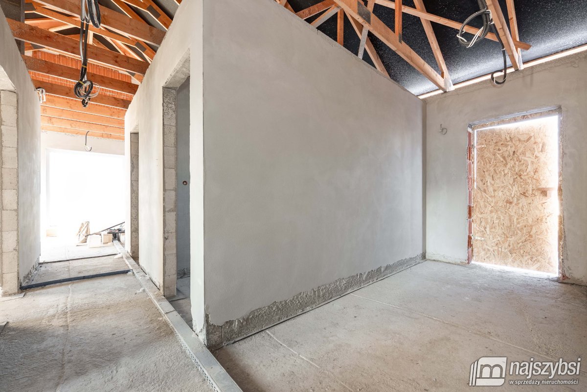 Nowogard - Kościuszki - dom wolnostojący parterowy (30)