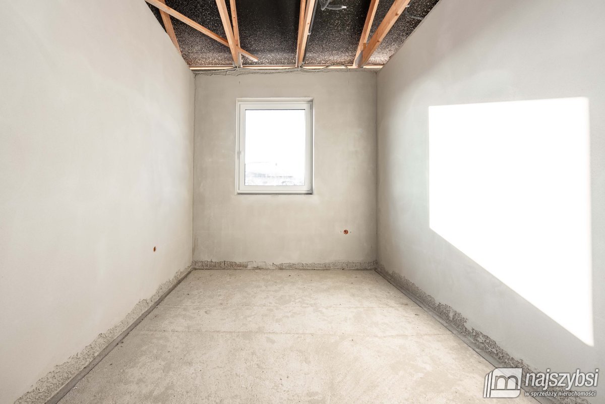 Nowogard - Kościuszki - dom wolnostojący parterowy (33)