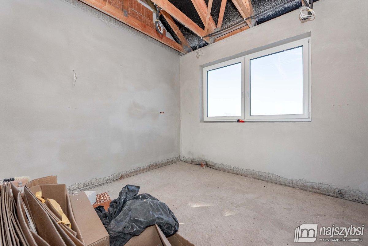 Nowogard - Kościuszki - dom wolnostojący parterowy (37)