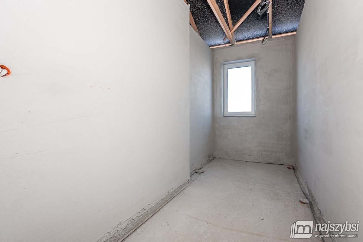 Nowogard - Kościuszki - dom wolnostojący parterowy (38)