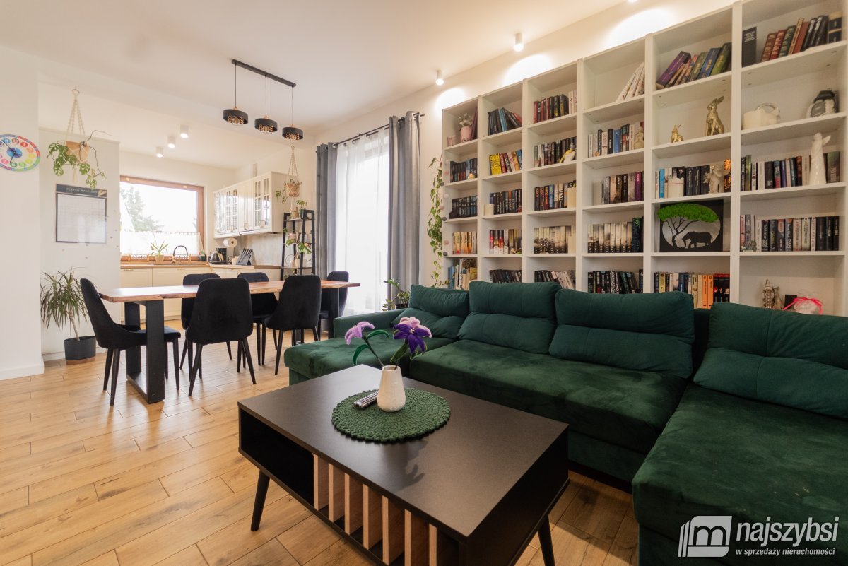 Białuń k. Goleniowa- umeblowany dom z 2022 r. (24)