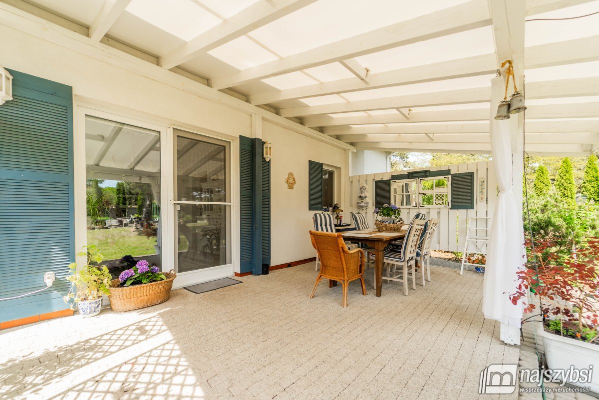 Poczernin- duży i piękny dom na uboczu (16)