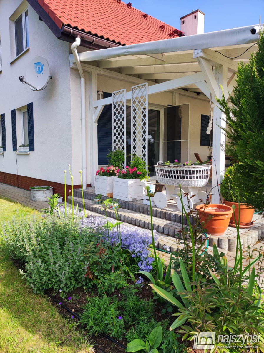 Poczernin- duży i piękny dom na uboczu (4)