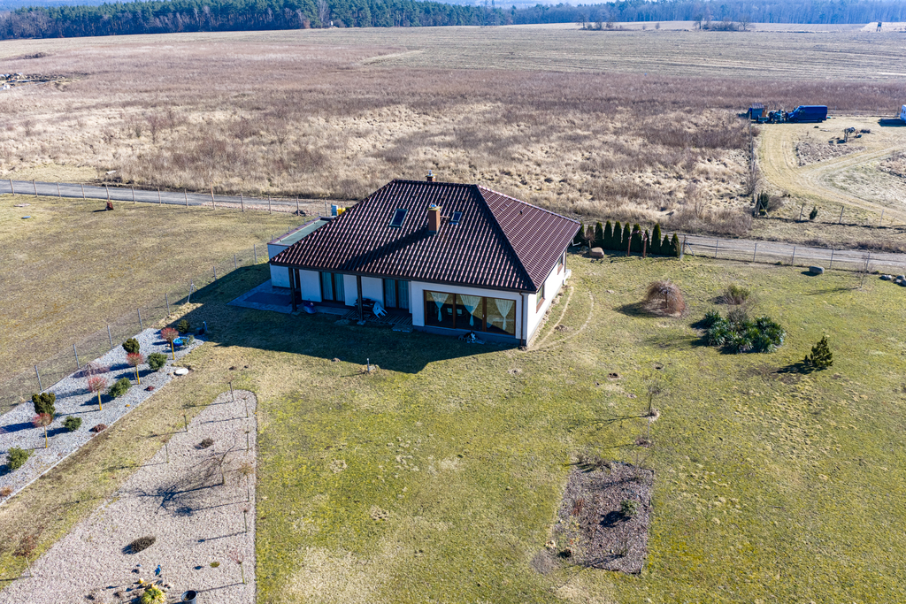 Dom w pobliżu lasu-niskie koszty utrzymania (28)