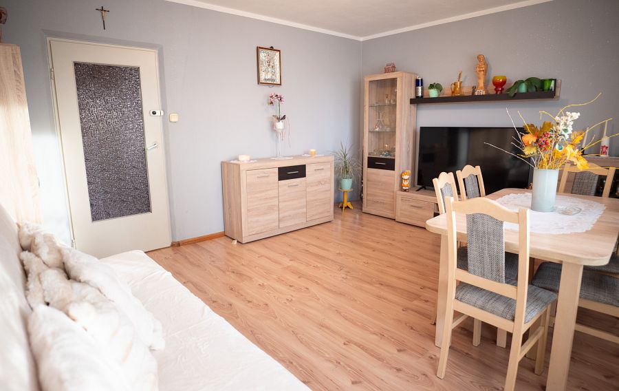 przestronne trzy pokojowe (3)