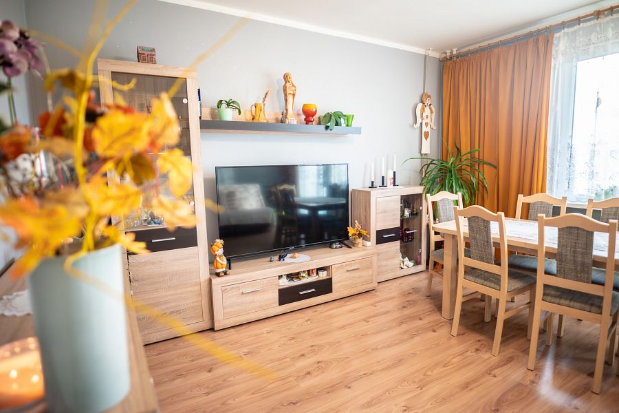 przestronne trzy pokojowe (5)